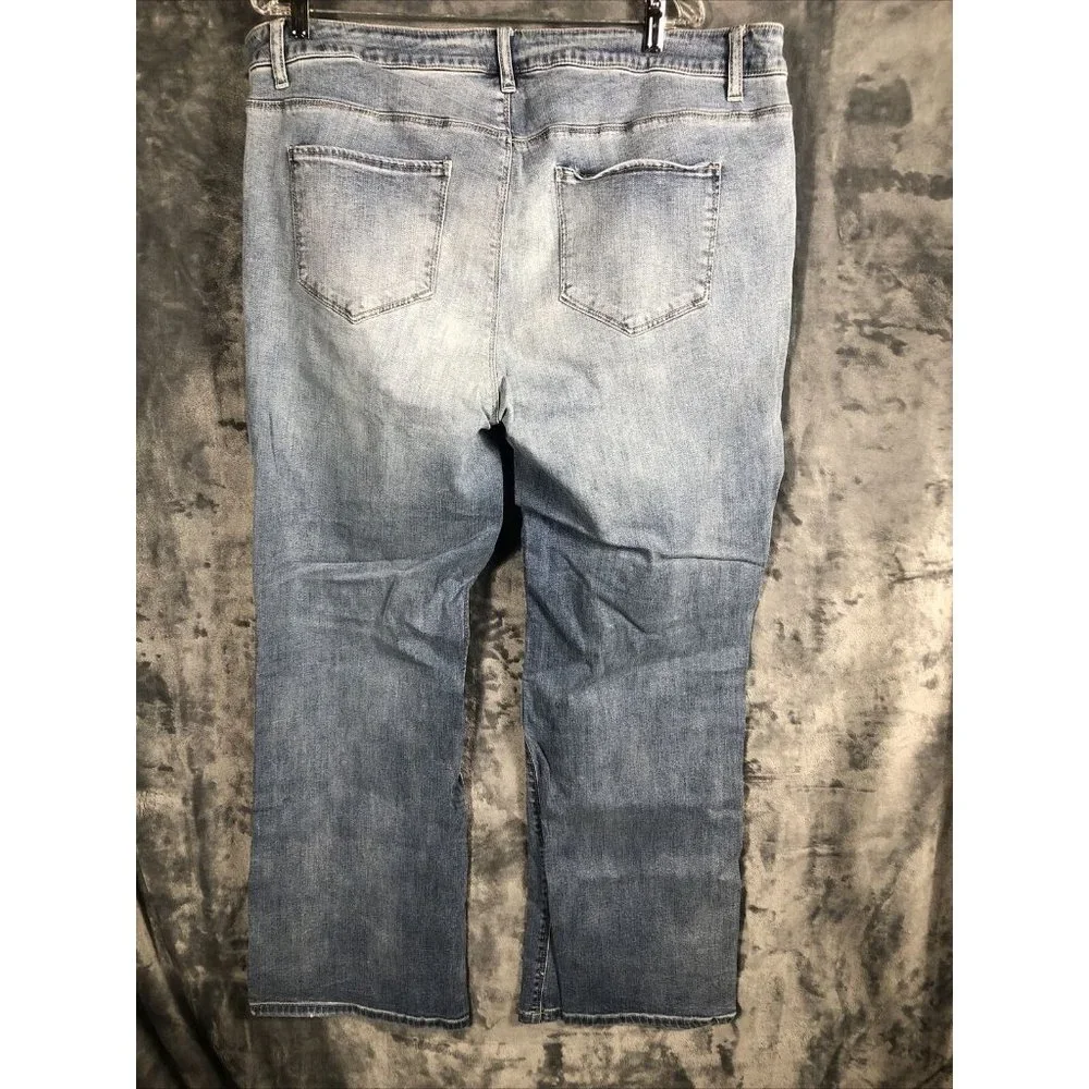 Women’s Jeans Size 24 Distressed Stretch Patches And Roses - Picture 9 of 10